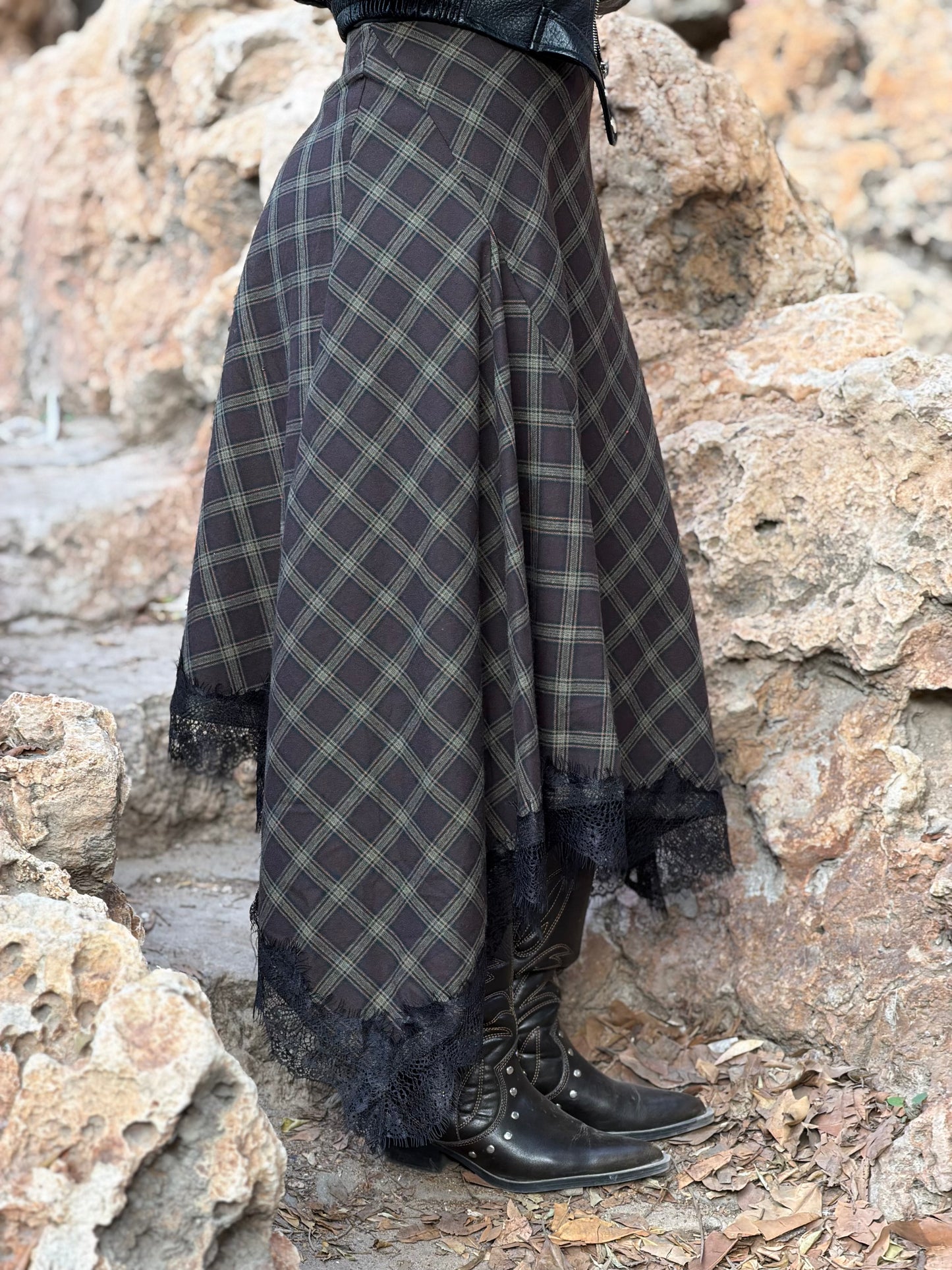 Plaid Lace-Hem Skirt