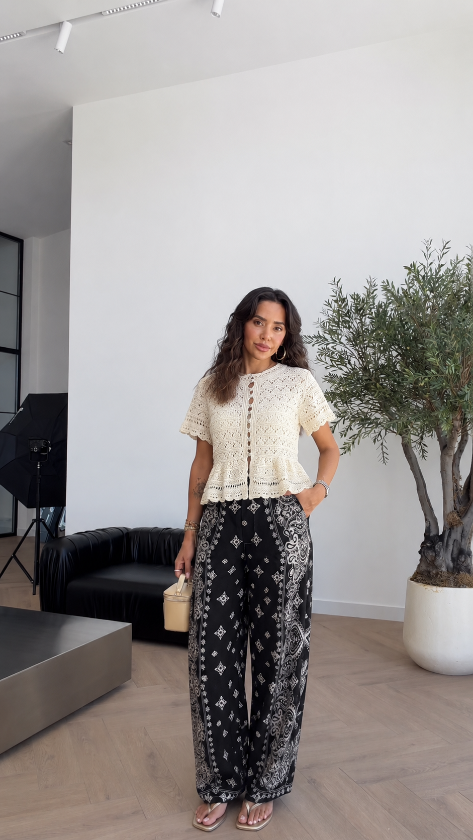 Camellia Corchet Top
