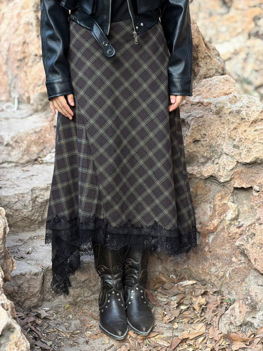 Plaid Lace-Hem Skirt