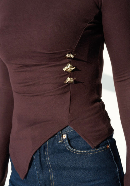 Side buttons ruched top