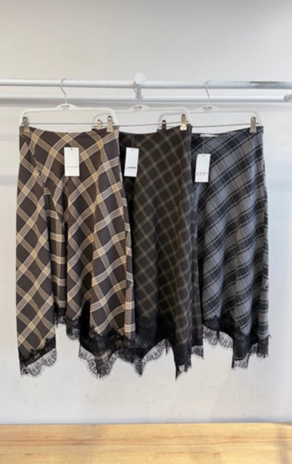Plaid Lace-Hem Skirt