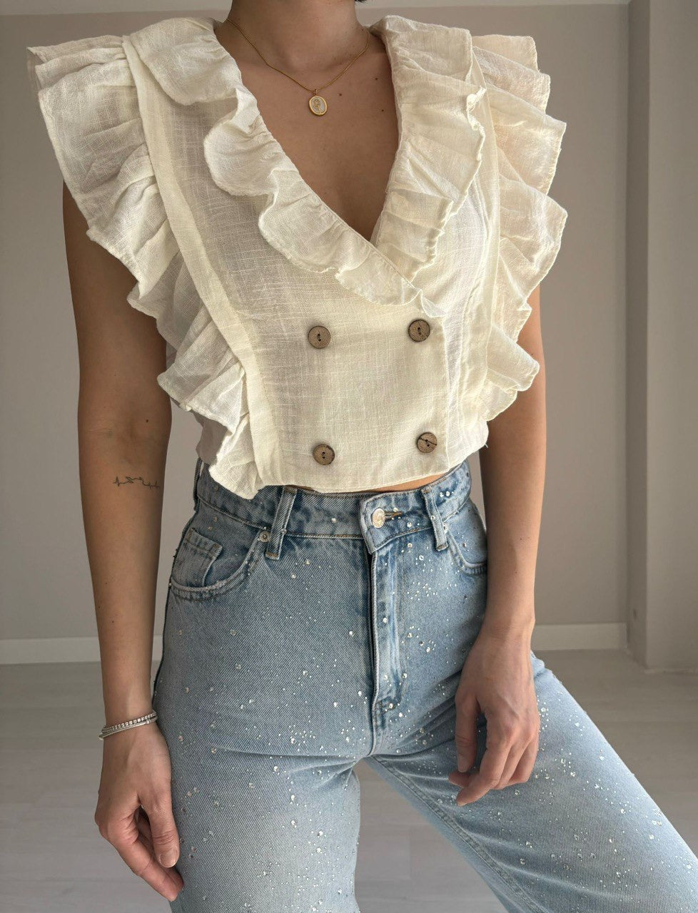 Ruffle Linen Vest