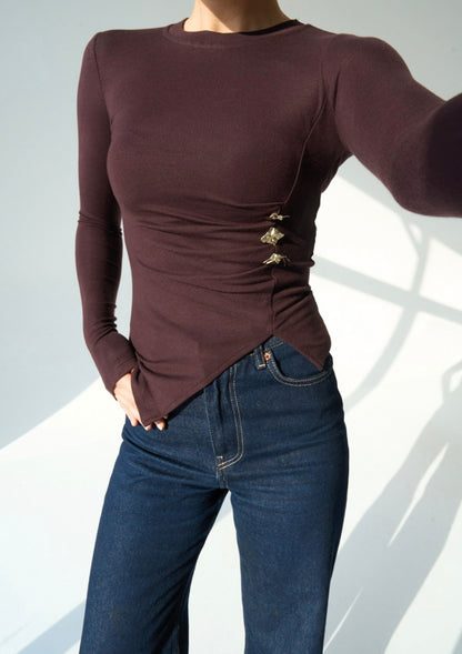 Side buttons ruched top