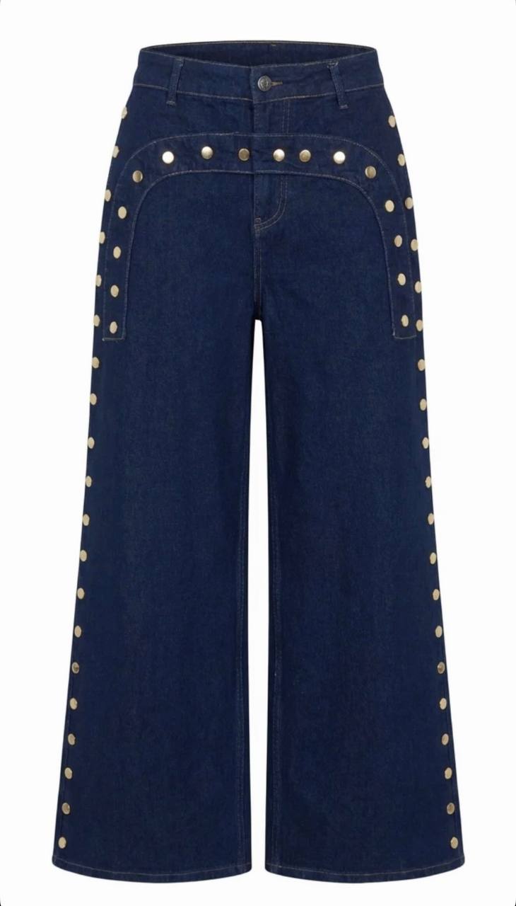 Statement Wide-Leg Denim