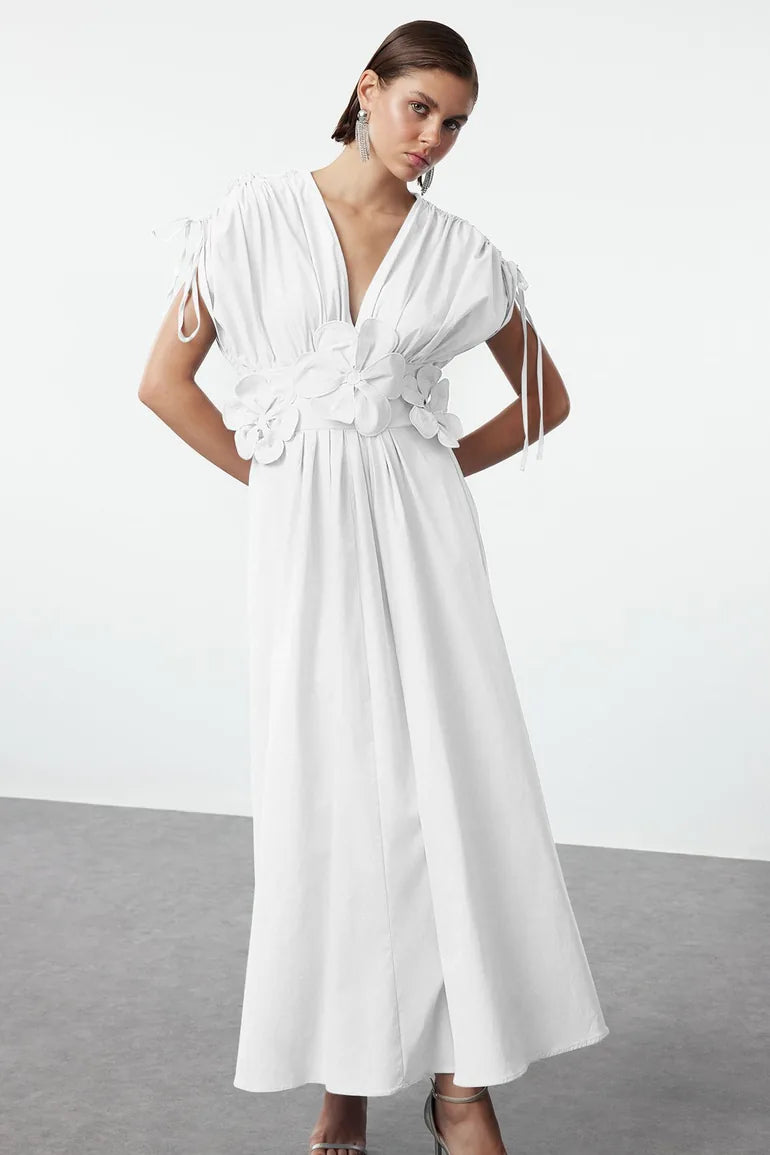 Floral White Maxi Dressh