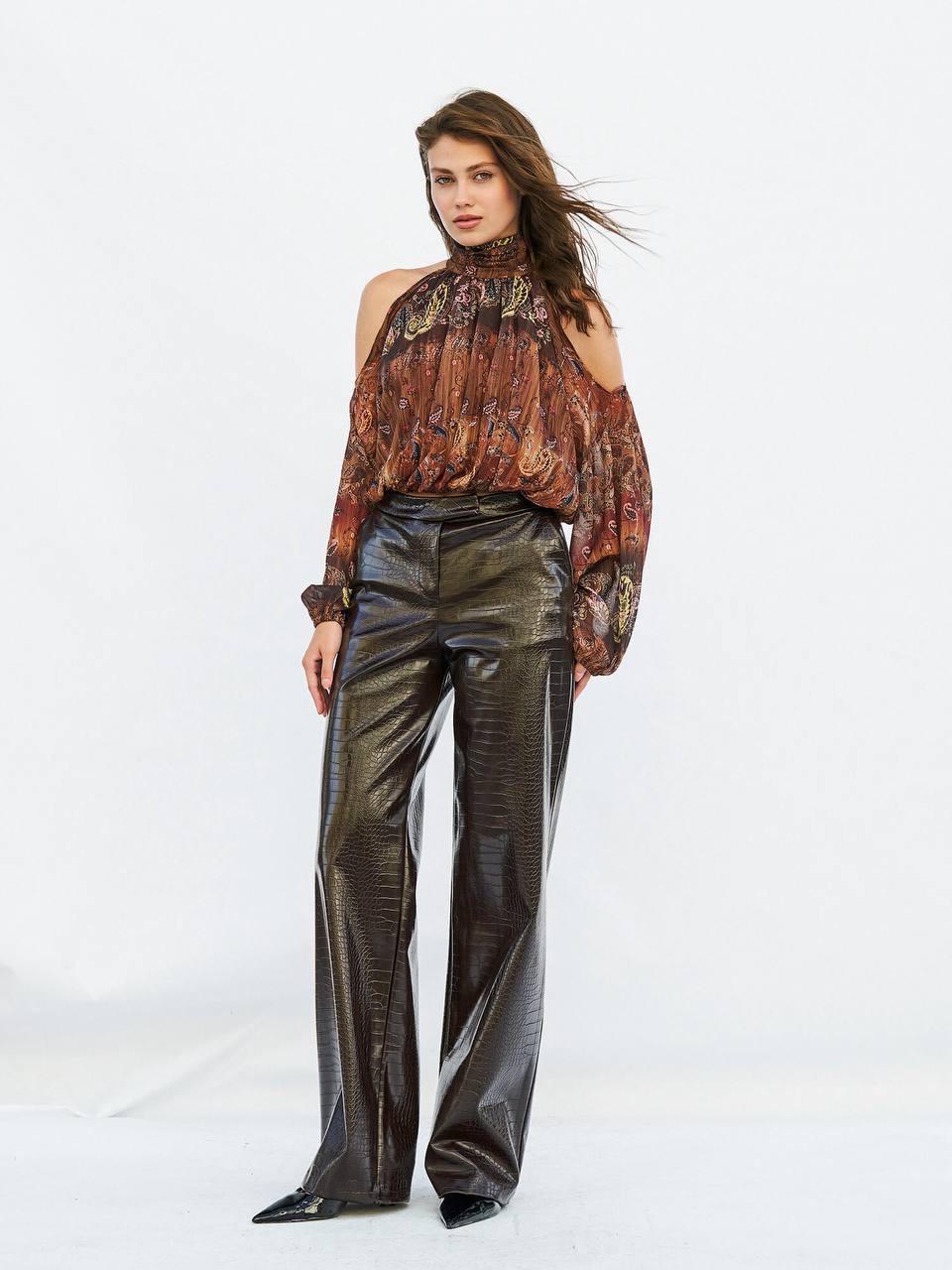 Croc-Embossed leather pants